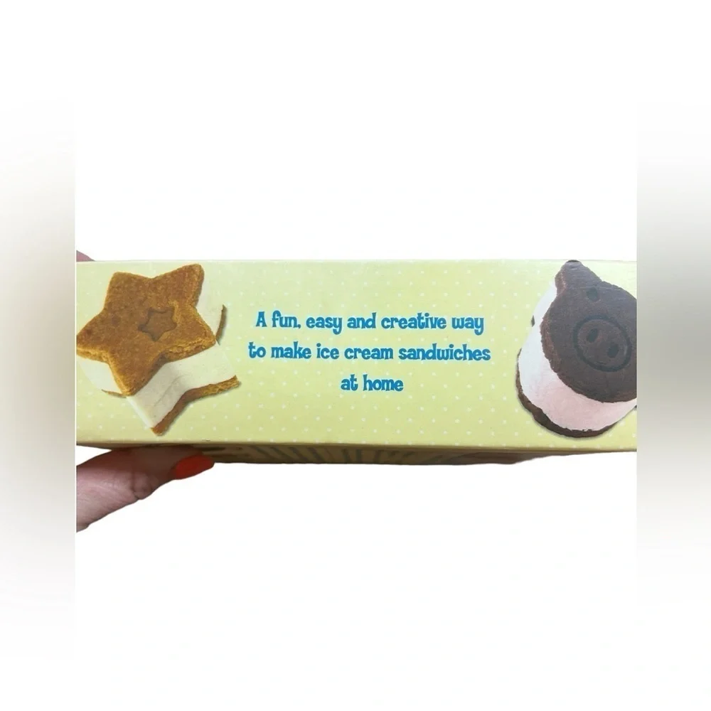 2006 Williams Sonoma Ice Cream Sandwich Molds Cow Pig Star Set - Picture 3 of 4